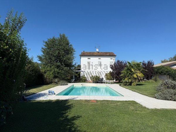 casa indipendente in vendita a Concordia sulla Secchia