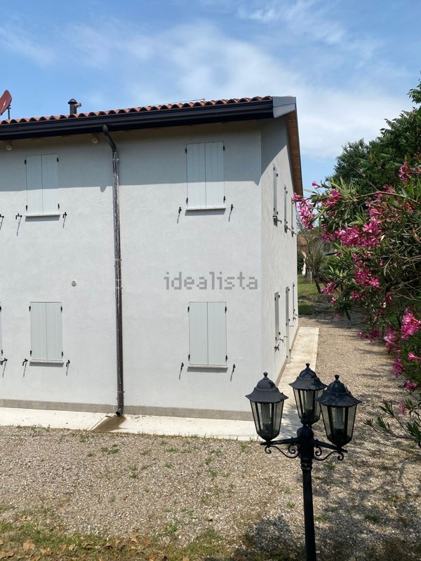 casa indipendente in vendita a Concordia sulla Secchia