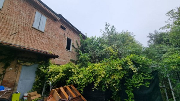 casale in vendita a Concordia sulla Secchia in zona Vallalta