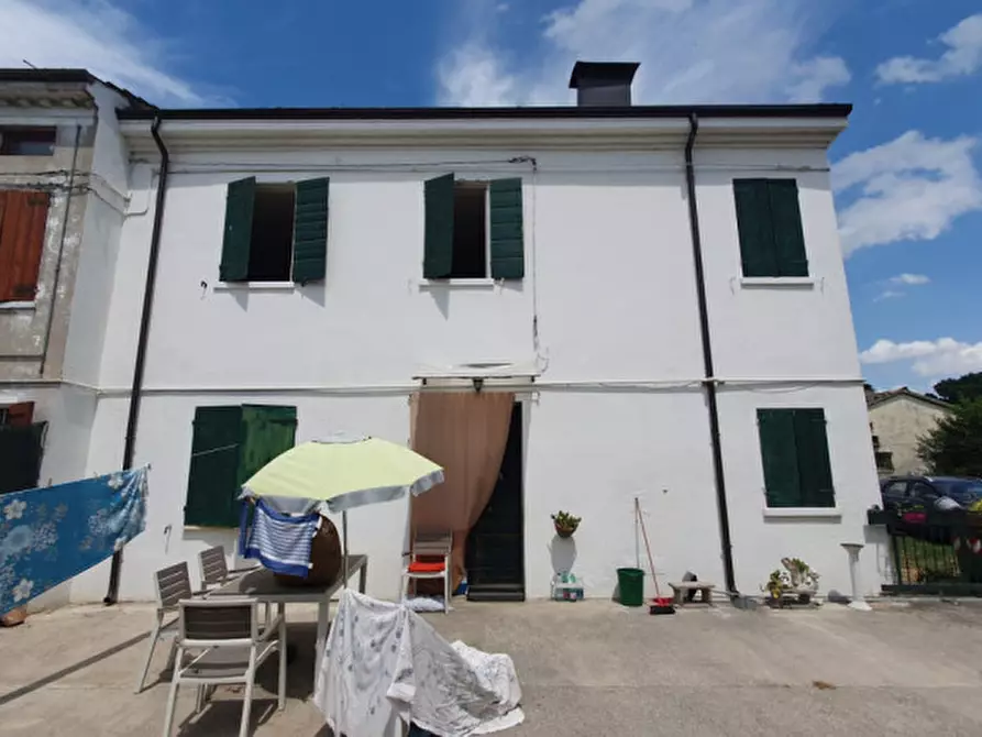 casa indipendente in vendita a Concordia sulla Secchia in zona Fossa