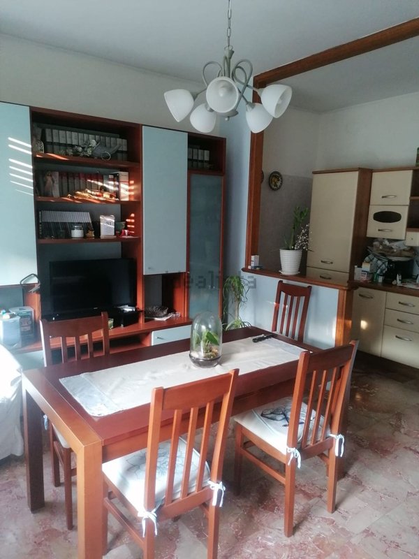 casa indipendente in vendita a Concordia sulla Secchia in zona Fossa