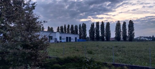 terreno edificabile in vendita a Concordia sulla Secchia