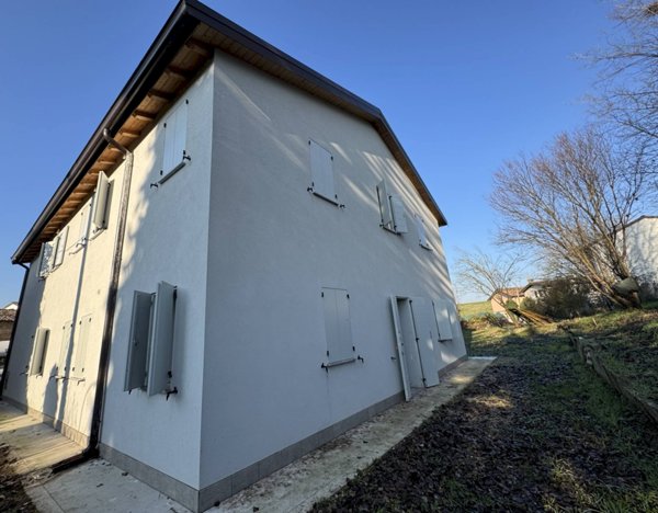 casa semindipendente in vendita a Concordia sulla Secchia