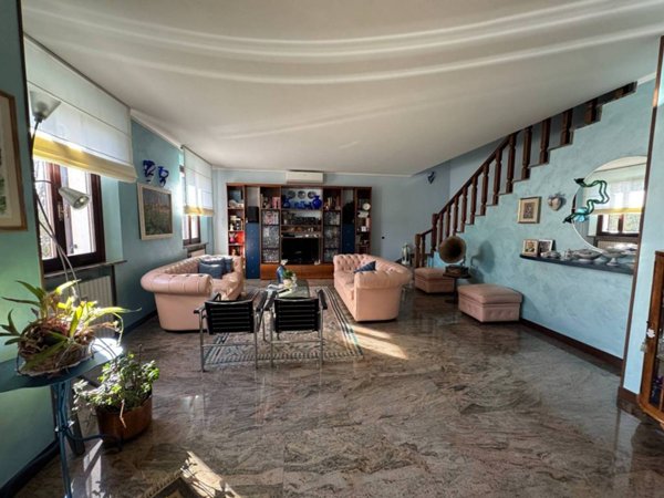 casa indipendente in vendita a Concordia sulla Secchia