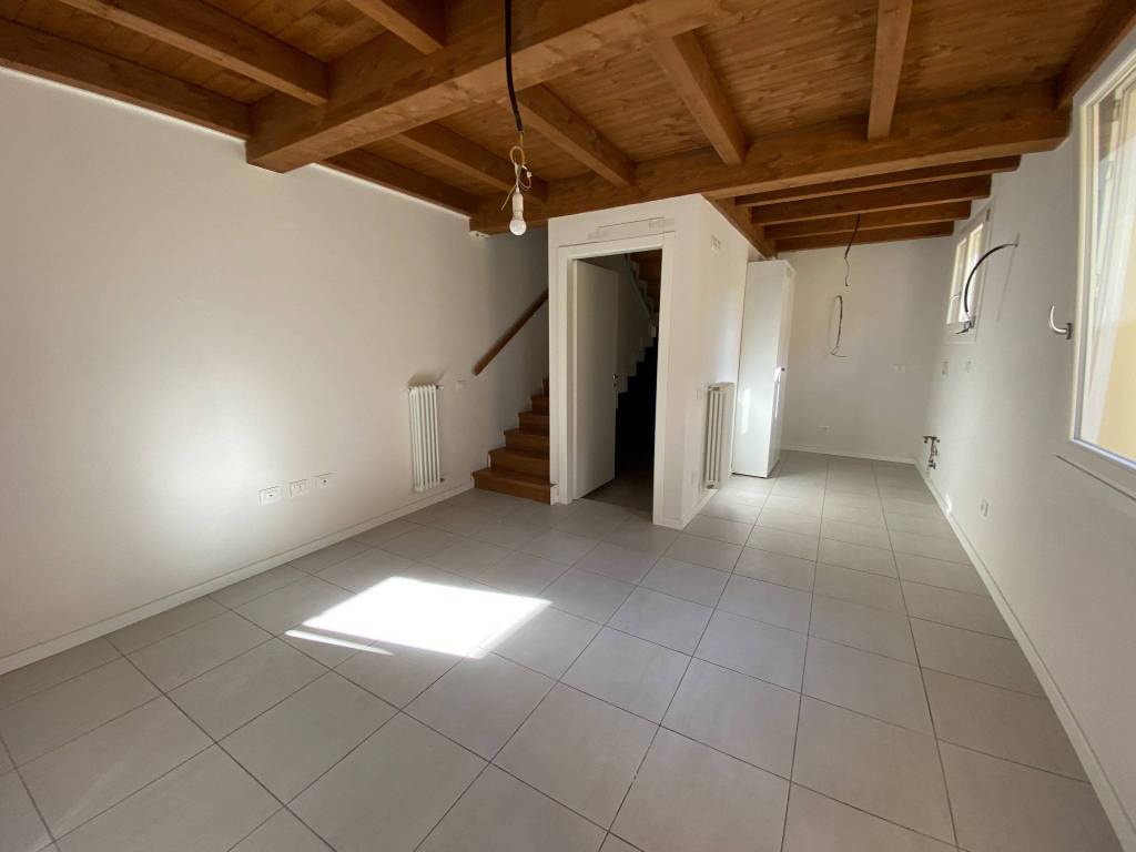 casa indipendente in vendita a Concordia sulla Secchia