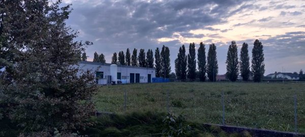 terreno edificabile in vendita a Concordia sulla Secchia