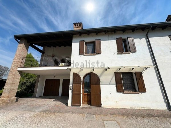 casa indipendente in vendita a Concordia sulla Secchia