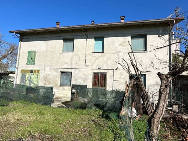 casa indipendente in vendita a Concordia sulla Secchia