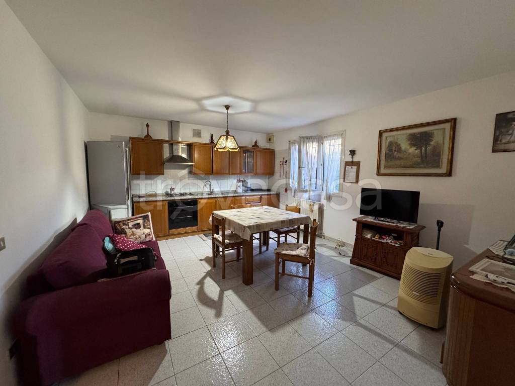 casa indipendente in vendita a Concordia sulla Secchia