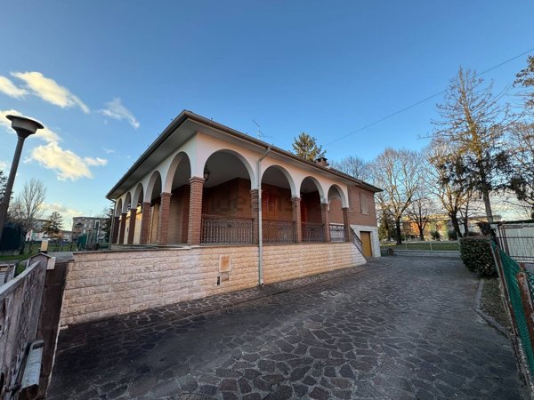 casa indipendente in vendita a Concordia sulla Secchia in zona San Giovanni