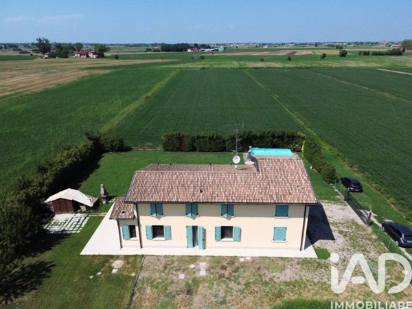 casa indipendente in vendita a Concordia sulla Secchia in zona Fossa