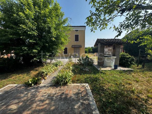 casa indipendente in vendita a Concordia sulla Secchia in zona Fossa