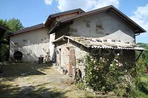 casa indipendente in vendita a Fanano