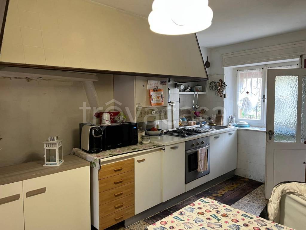 casa indipendente in vendita a Fanano in zona Trentino