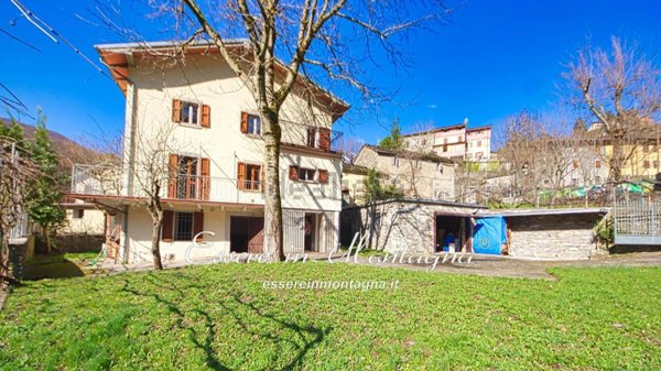 esavano in vendita a Fanano in zona Fellicarolo