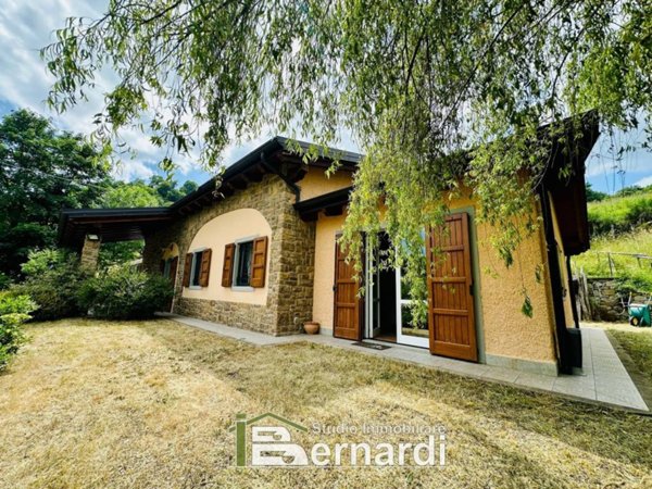 casa indipendente in vendita a Fanano in zona Lotta