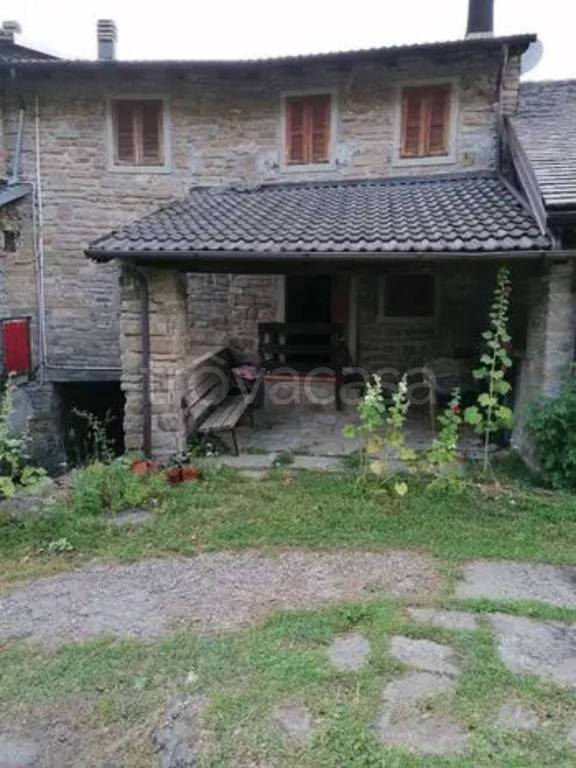 casa indipendente in vendita a Fanano in zona Fellicarolo