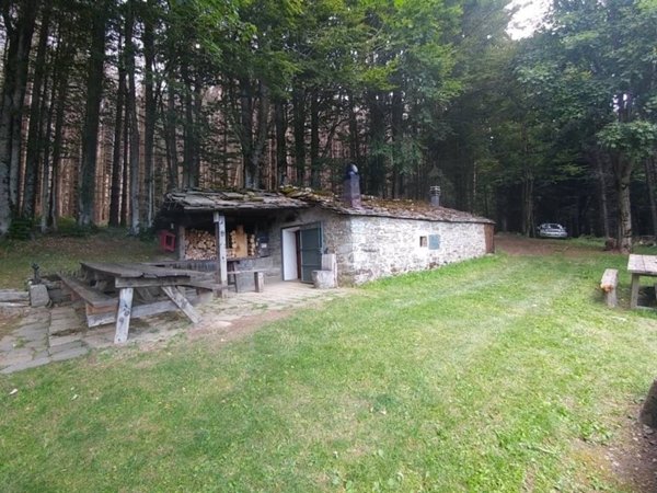 casa indipendente in vendita a Fanano in zona Ospitale