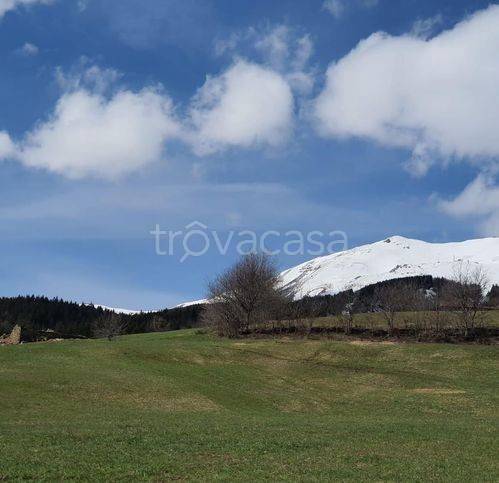 casa indipendente in vendita a Fanano