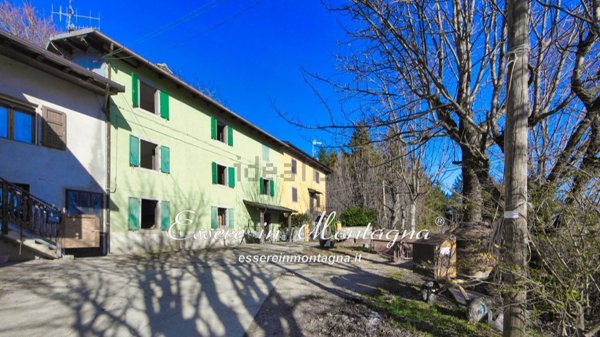 casa indipendente in vendita a Fanano