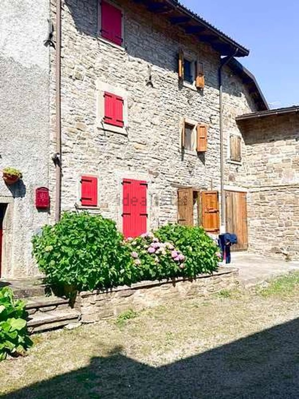 appartamento in vendita a Fanano in zona Lotta