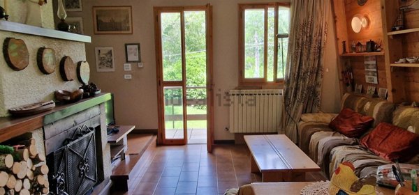 casa indipendente in vendita a Fanano in zona Serrazzone