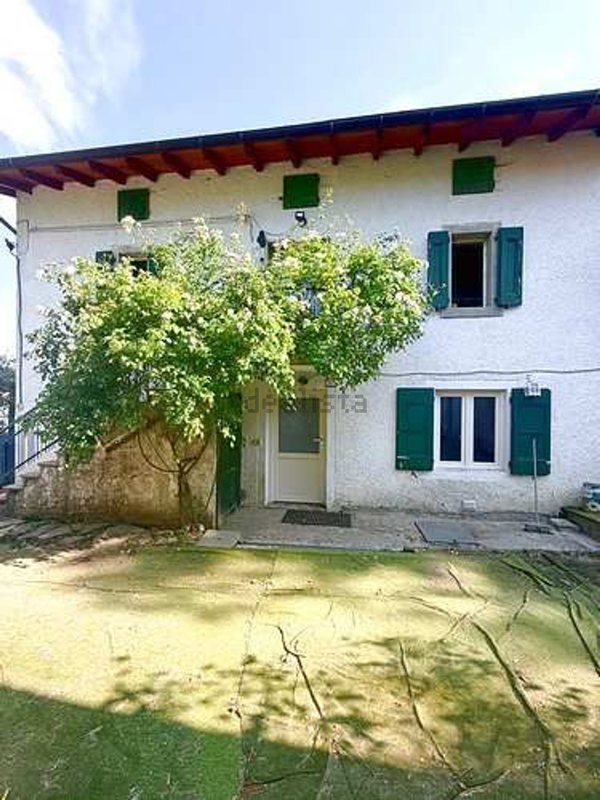 appartamento in vendita a Fanano in zona Lotta