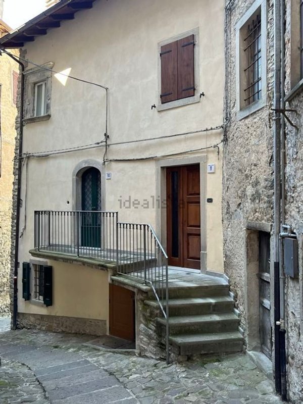 appartamento in vendita a Fanano in zona Lotta