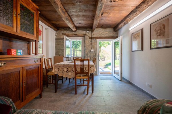 casa indipendente in vendita a Fanano