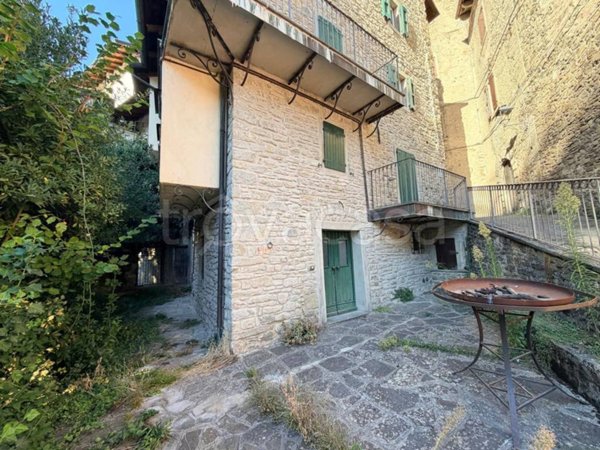appartamento in vendita a Fanano in zona Lotta