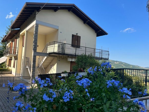 appartamento in vendita a Fanano in zona Lotta