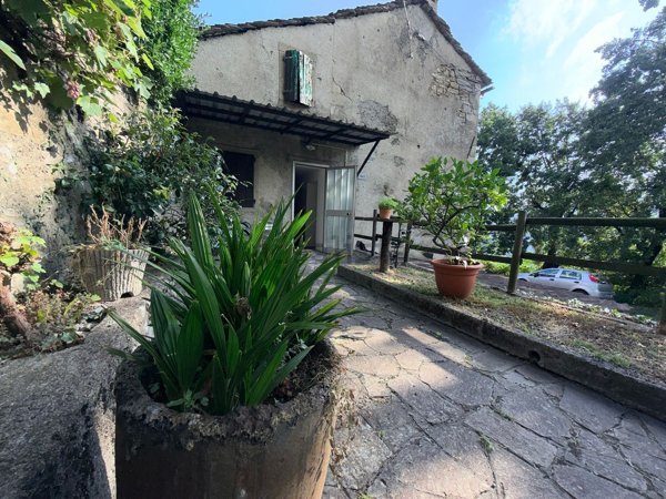 casa indipendente in vendita a Fanano in zona Lotta