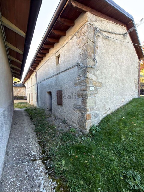 casale in vendita a Fanano