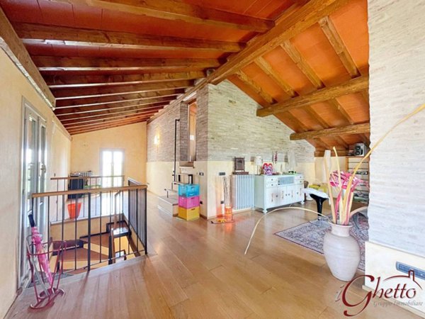 casa indipendente in vendita a Finale Emilia