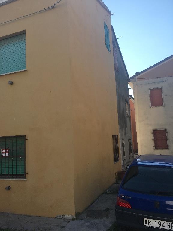 casa indipendente in vendita a Finale Emilia in zona Massa Finalese