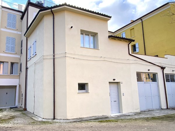 casa indipendente in vendita a Finale Emilia