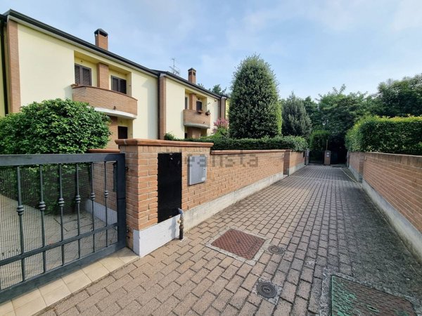 casa indipendente in vendita a Finale Emilia in zona Massa Finalese