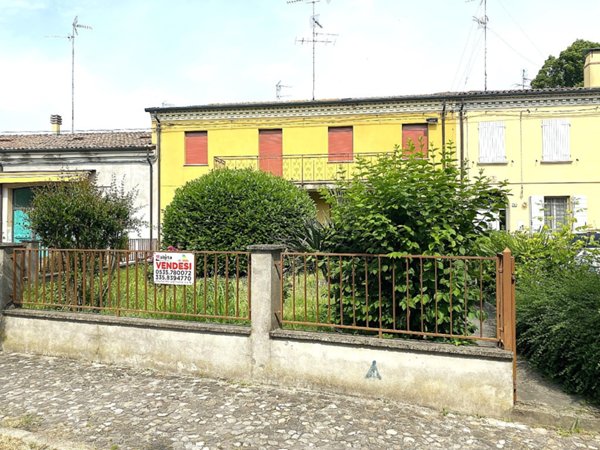 casa indipendente in vendita a Finale Emilia