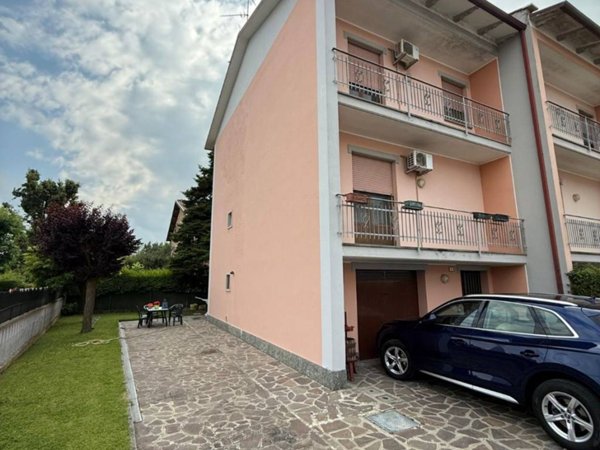 casa indipendente in vendita a Finale Emilia in zona Massa Finalese