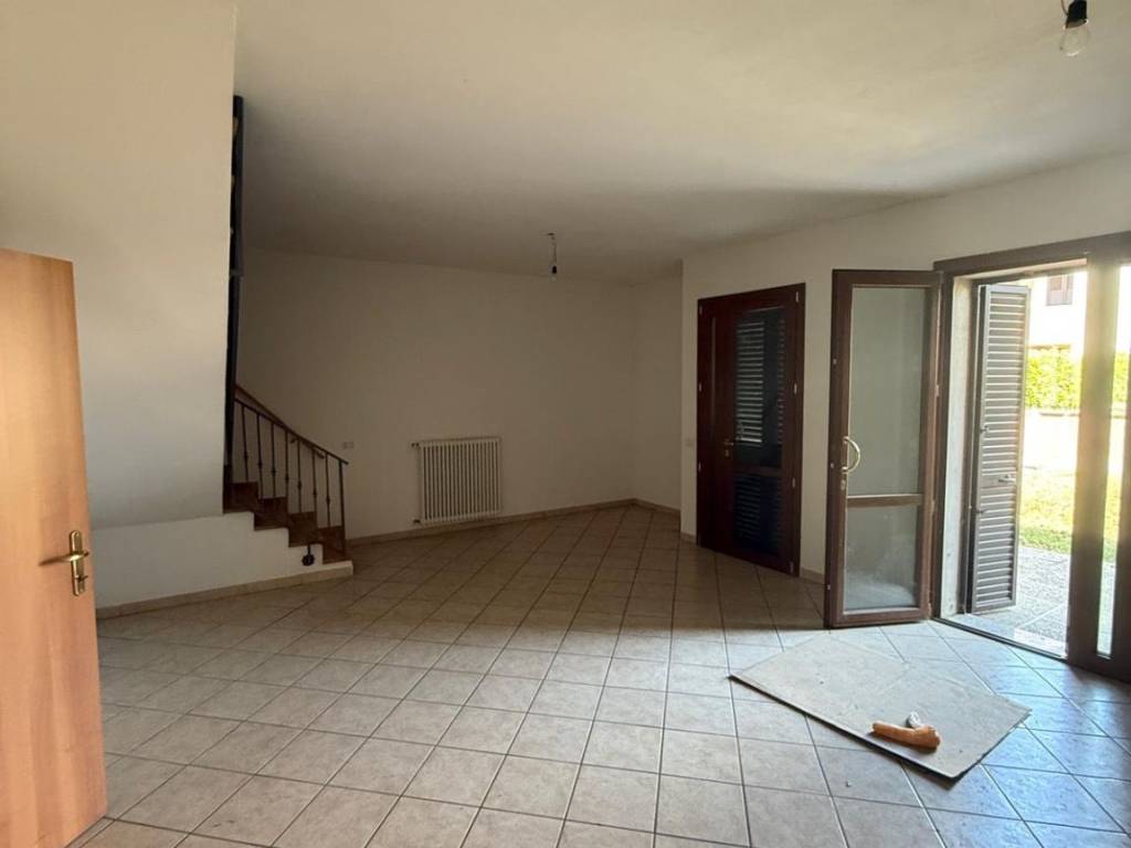 casa indipendente in vendita a Finale Emilia in zona Massa Finalese