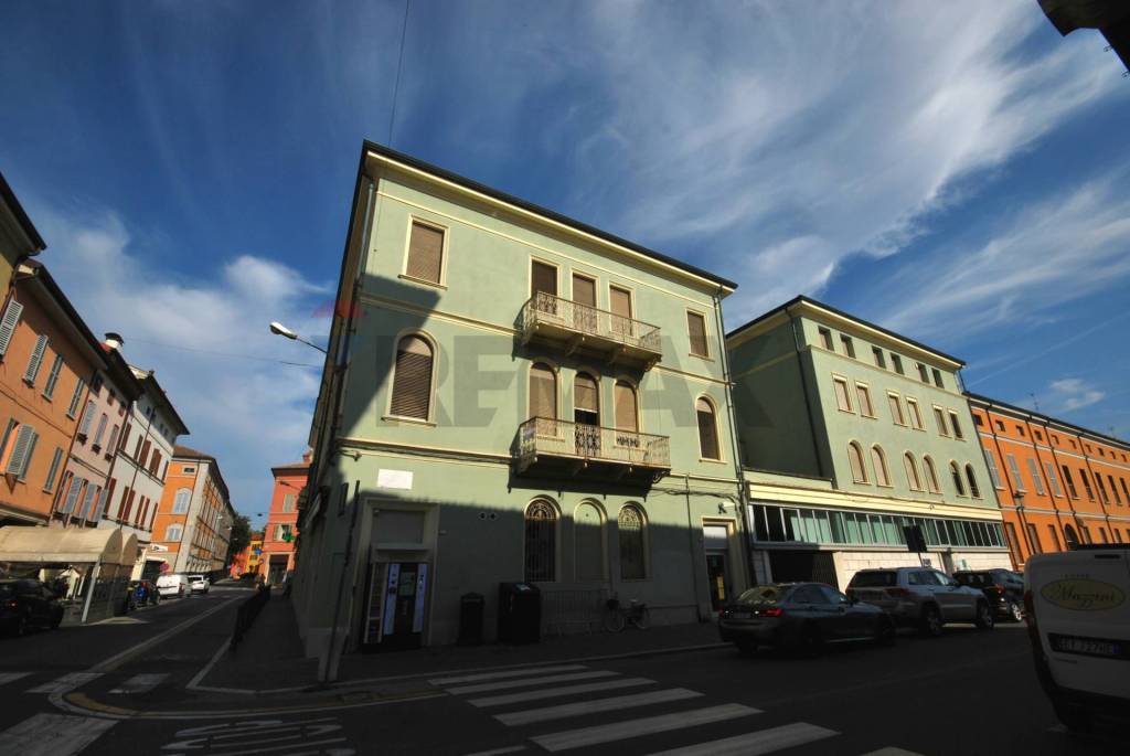 ufficio in vendita a Finale Emilia