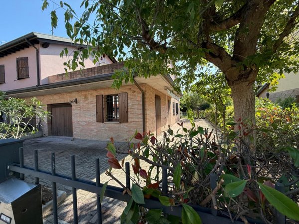 casa indipendente in vendita a Finale Emilia