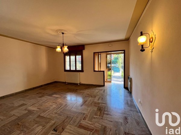 casa indipendente in vendita a Finale Emilia in zona Massa Finalese