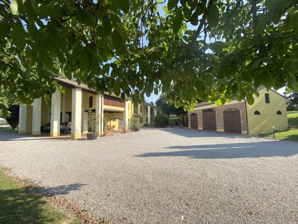 casa indipendente in vendita a Finale Emilia