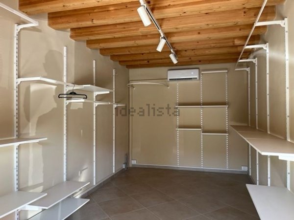 negozio in vendita a Finale Emilia