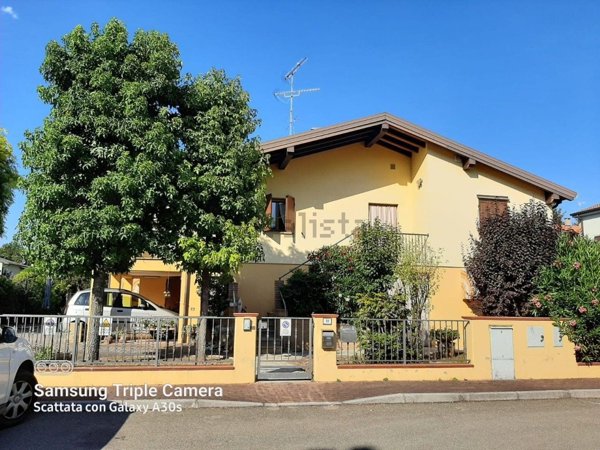 casa indipendente in vendita a Finale Emilia in zona Massa Finalese