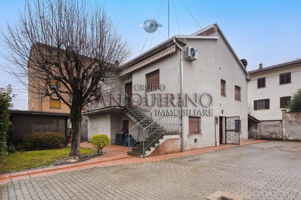 casa indipendente in vendita a Finale Emilia in zona Massa Finalese