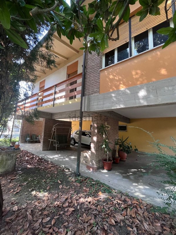 casa indipendente in vendita a Finale Emilia