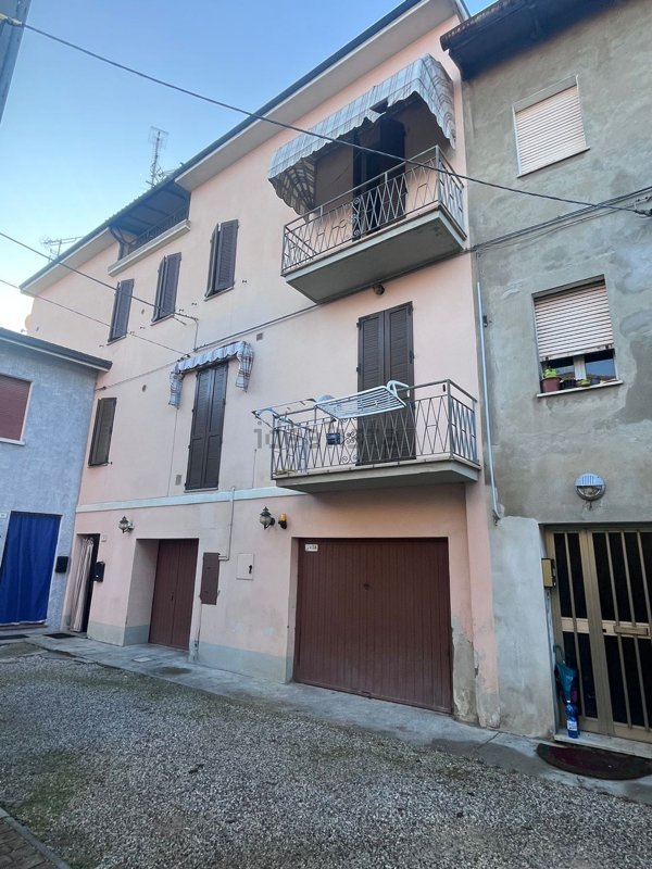 casa semindipendente in vendita a Finale Emilia