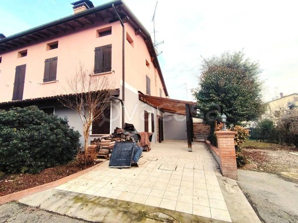 casa indipendente in vendita a Finale Emilia
